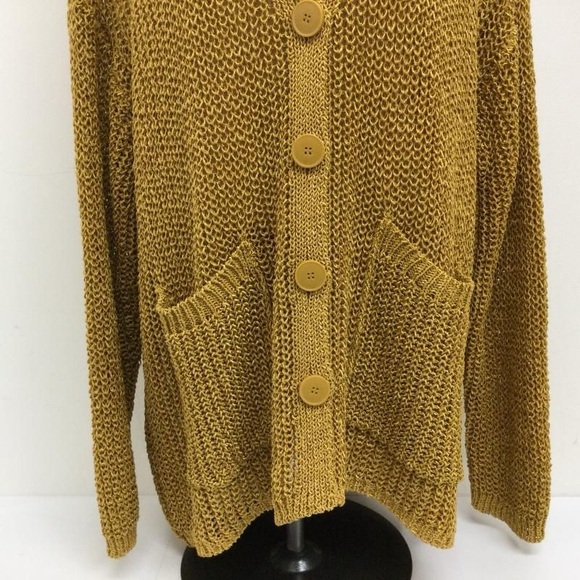 Zara Women's Oversized Gold Knit Button Up Cardigan Sweater NWOT - Picture 4 of 7